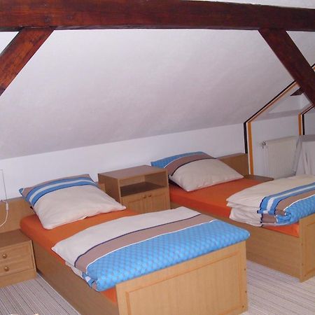 Ferienwohnung Am Dorfplatz Wittenberg Zimmer foto